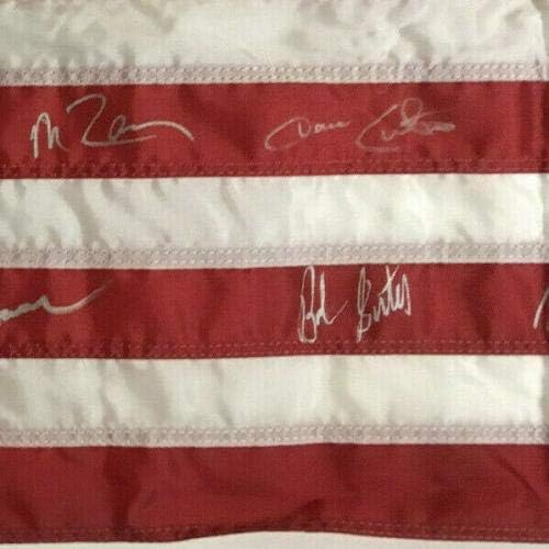 1980 הוקי ארהב האולימפי הוקי כל צוות חתום דגל אמריקאי 20 אוטומטי בוב סוטר PSA - משקפי חתימה אולימפיים