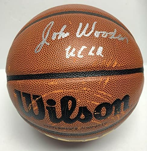 ג'ון ווד חתם על NCAA ווילסון כדורסל UCLA BRUIN
