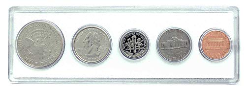 שנת לידת מטבעות 2004-5 מוגדרת במחזיק הדגל האמריקני ללא מחזור
