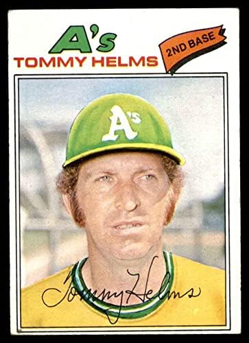 1977 Topps 402 Tommy Helm