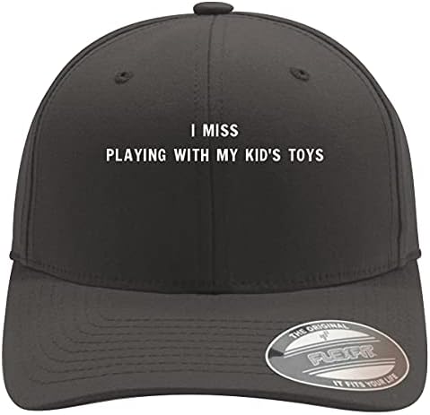 אני מתגעגע לשחק עם הצעצועים של הילד שלי - כובע כובע בייסבול רך Flexfit