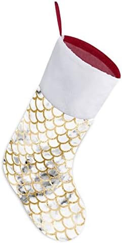 קווי זהב ומאזני שיש אפורים גרבי גרב תלויים לחג המולד לעץ עץ חג המולד עיצוב בית חג