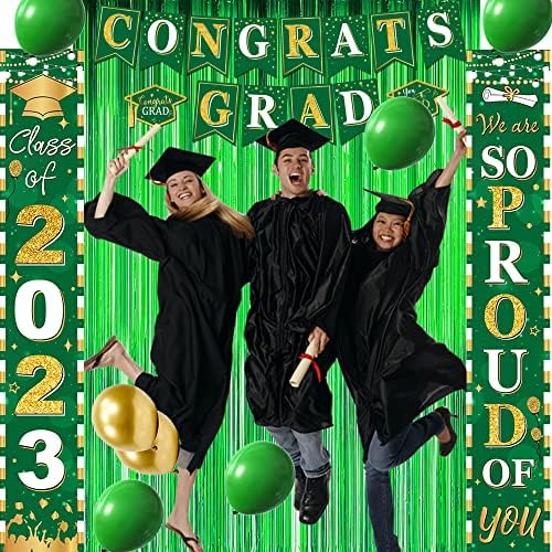 קישוטי מסיבת סיום 2023 ירוק וזהב סיום מרפסת סימן כיתה של 2023 & מגבר; אנו גאים בך מרפסת בנר דלת תליית תיכון ומכללה מסיבת סיום קישוט