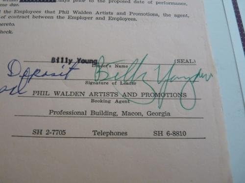 אוטיס רדינג בילי יאנג חתם על חתימת חוזה משנת 1965